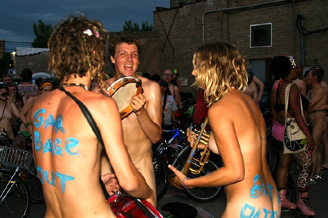 world naked bike ride chicago 2008