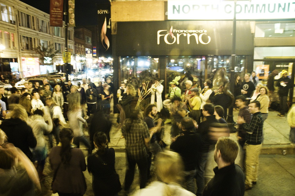 ee, fashion street music party chicago, wicker park, six corners, 2010